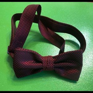 Men’s Vintage Burgundy Bow Tie